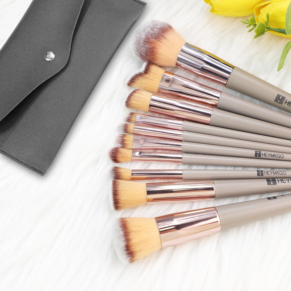Pennelli Make Up, 10 Pezzi Set Pennelli Trucco Professionale Con Trousse in Pelle PU Pennelli per Trucco, Kit Pennelli Makeup Un per Tua Figlia O Tua Moglie